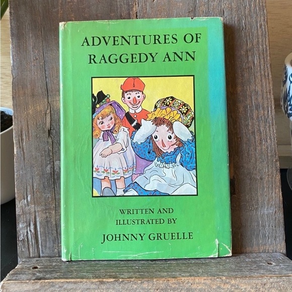 VINTAGE 1979 Adventures of Raggedy Ann Children’s Book - Picture 1 of 12